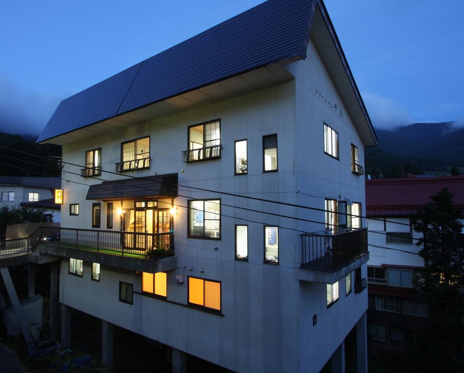 Resort Inn Chiharu โนซาวะออนเซ็น ภายนอก รูปภาพ
