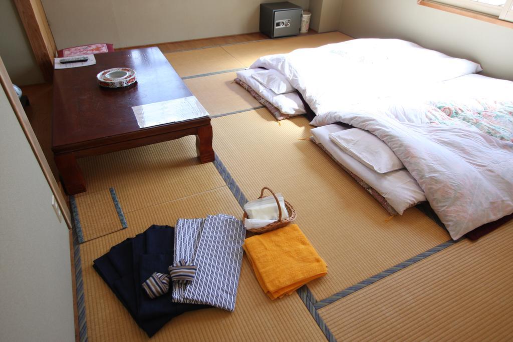 Resort Inn Chiharu โนซาวะออนเซ็น ภายนอก รูปภาพ