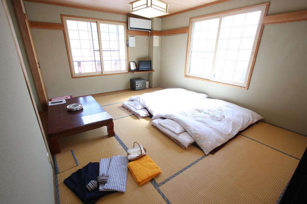 Resort Inn Chiharu โนซาวะออนเซ็น ภายนอก รูปภาพ